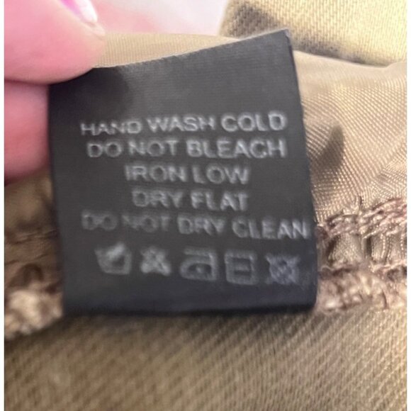 Fashion Nova High-Waisted Olive Cargo Pants With Belt & Zippered Pockets - Picture 12 of 14